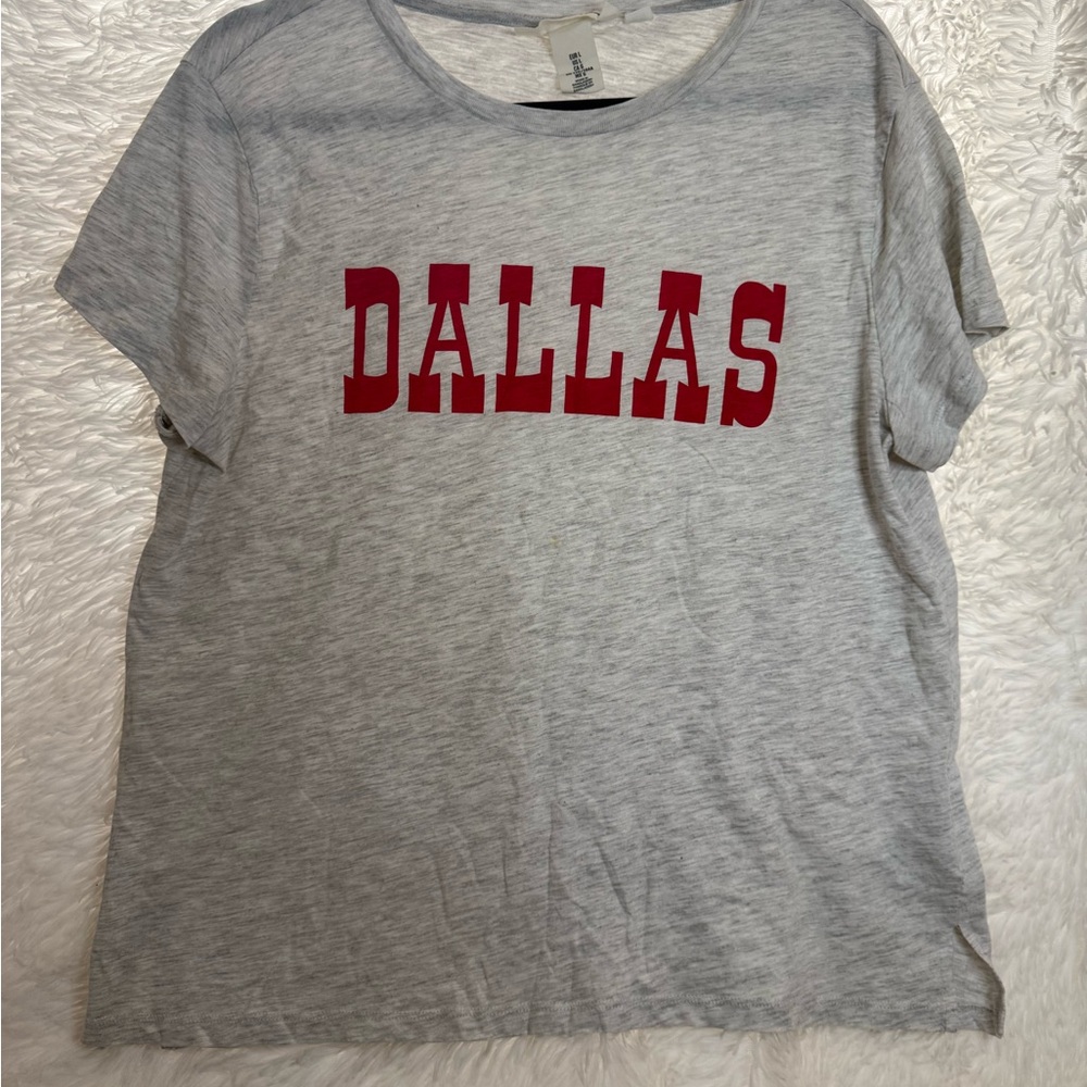 H&M Light Gray Tee with Red 'Dallas' Print